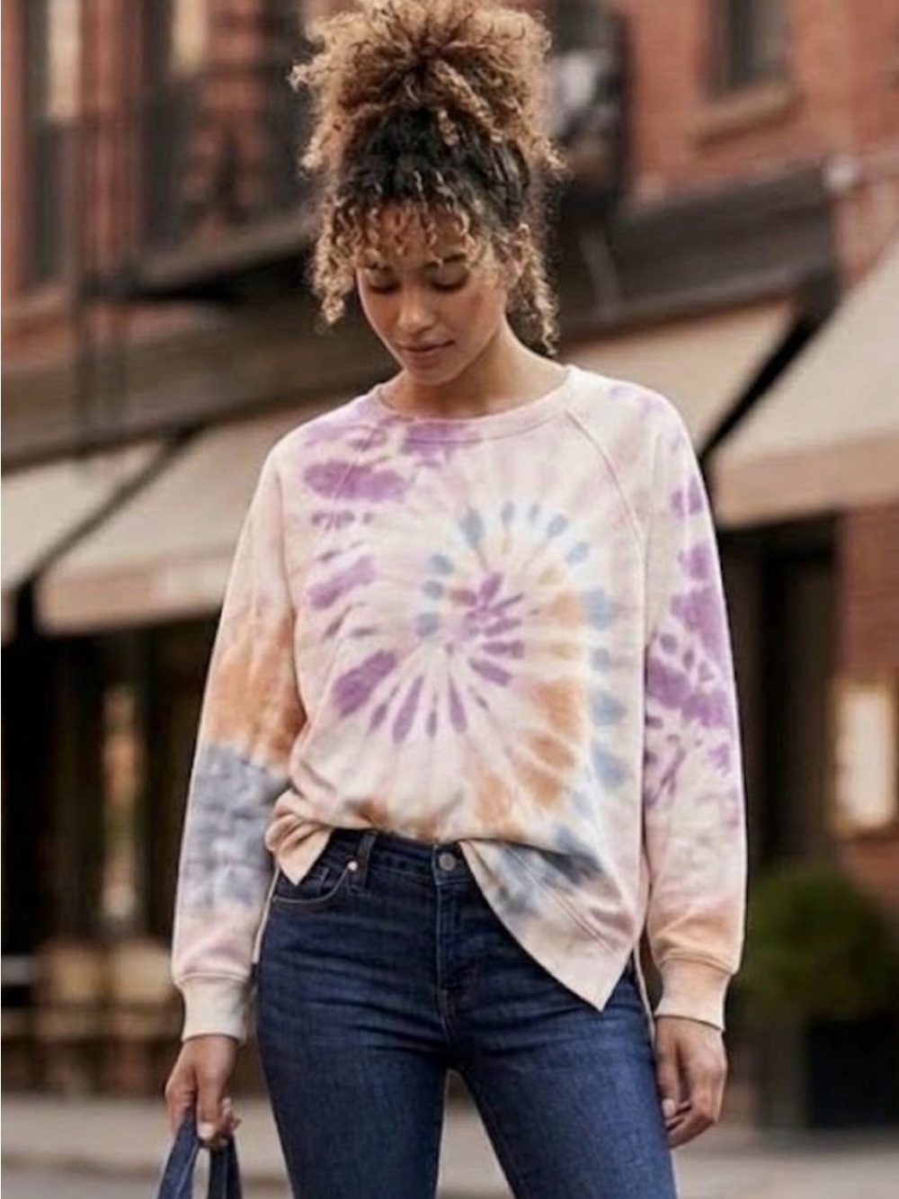 American Eagle Outfitters Oversized Pastel Tie-Dye Spiral Crewneck Sweater